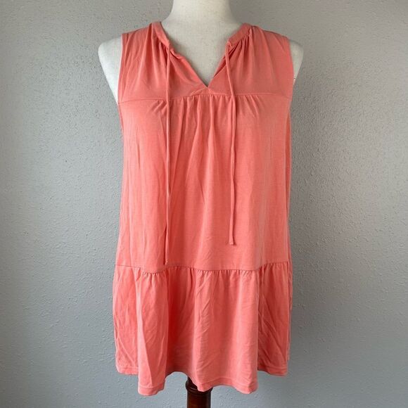 NWT Lucky Brand V-Neck Top Size M - Picture 1 of 7